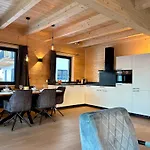 Clofers Nature Obermoeschach Chalet *