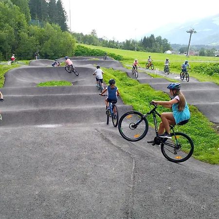 Clofers Nature Obermoeschach Chalé *