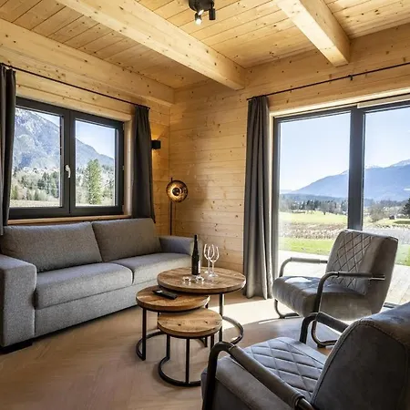 Clofers Nature Obermoeschach Chalet *